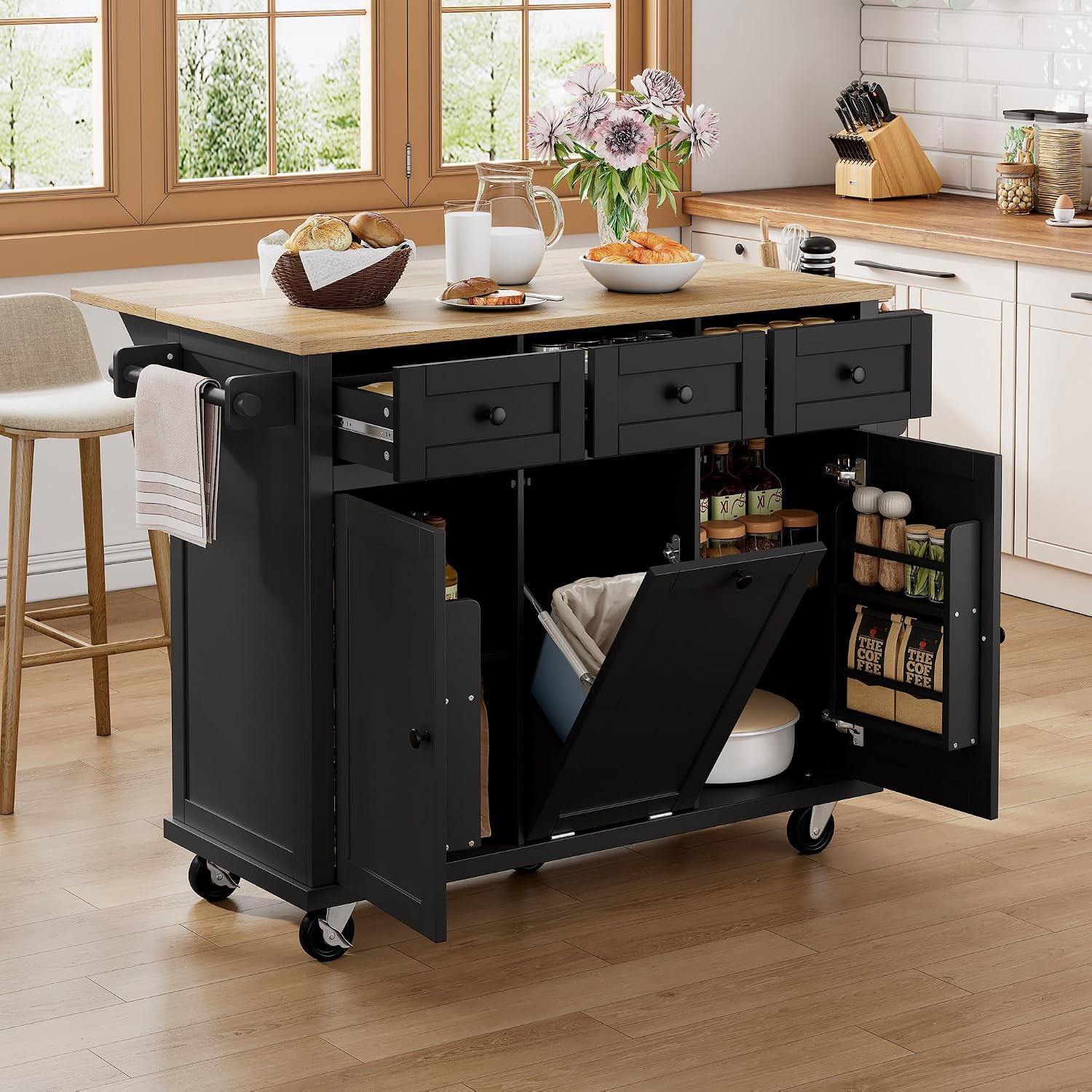 Credenza, isola da cucina con piano di lavoro pieghevole, Carrello da cucina con sistema di raccolta differenziata, 2 cassetti e 4 porte, KUAKE